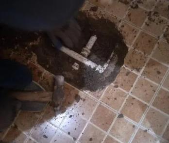 沙坪坝卫生间漏水维修公司为您分享下卫生间渗水如何处理及注意事项