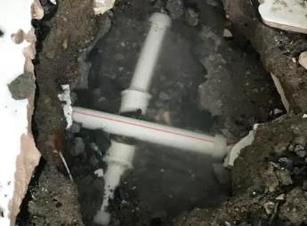 沙坪坝阳台漏水维修公司为您分享楼上楼下漏水怎么处理