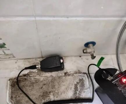 沙坪坝屋顶漏水维修公司分享下卫生间漏水的危害及解决方法